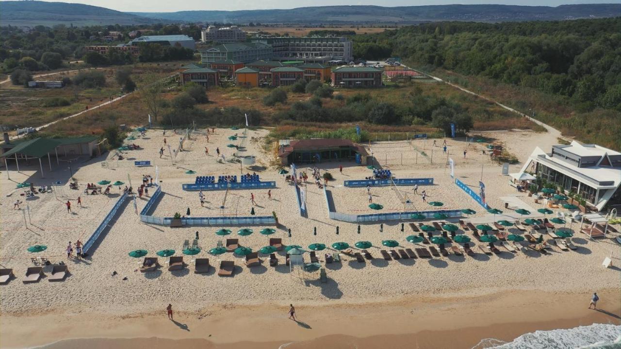 Camp And Pool Hotel Kranevo Exterior photo